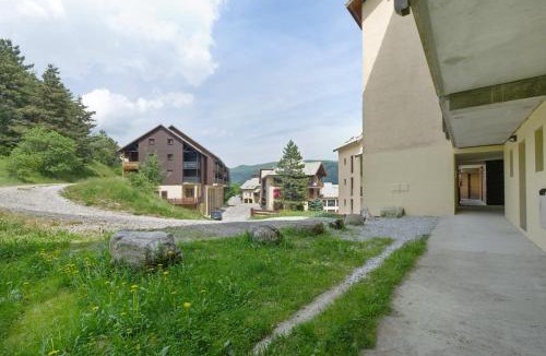 Gresse-en-Vercors Apartment | Les Cimes - La Canopée