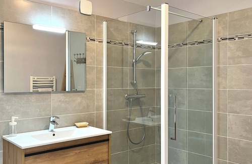 Saint-Aignan Apartment | Les Clématites de Saint Aignan 4p, 7 min from the Zoo