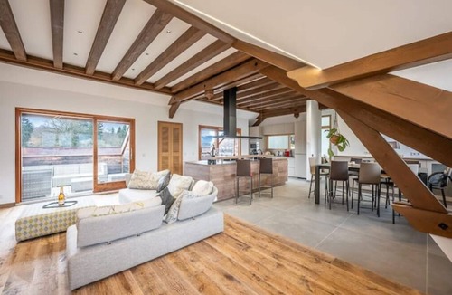Arenthon House | Les Clés de L'excellence