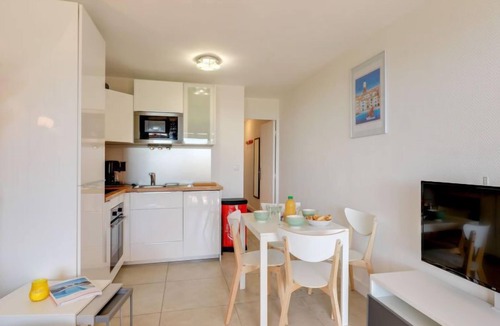 La Nartelle Apartment | Les Coteaux de la Nartelle by Interhome