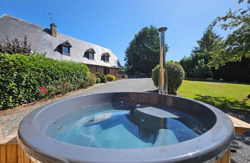 Saint-Andre-d'Hebertot House | Les Deux Gîtes du Bel Angerville - Nordic bath - 25 min Deauville - 14P