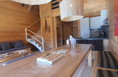 Les Gets Ski Chalet | Les Gets Superb Chalet for 10 people