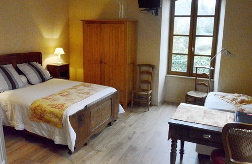 Chataigneraie Cantalienne Bed & Breakfast | Les gites du bourg