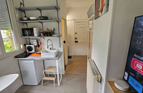 Arras Apartment | Les Glycines - studio 9m2 cosy et reposant 1p