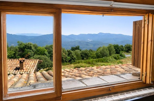 Susqueda Apartment | Les Golfes