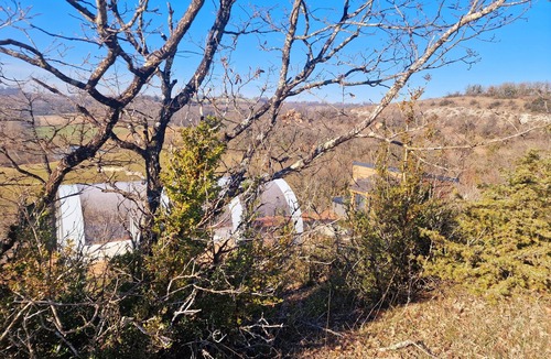 Labastide-de-Penne RV Rental | Les Gouttes D'eau