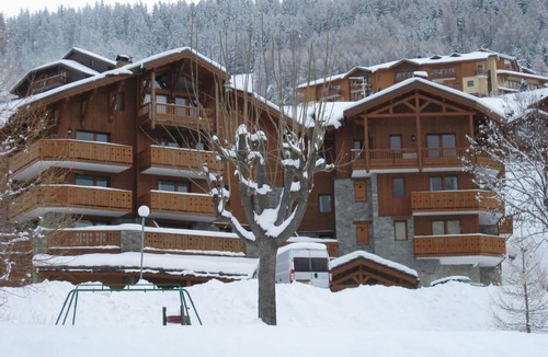 Montalbert Apartment | Les Granges 22, 6-9 pers, 50m from the slopes