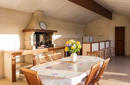 Gardonne Villa | Les Gueybauds - Four Bedroom Villa, Sleeps 8