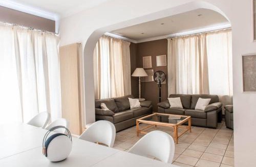 Lustin House | Les Hauts de Meuse