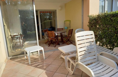 Valescure Apartment | Les Hauts du Golf Rez de jardin Piscine Tennis