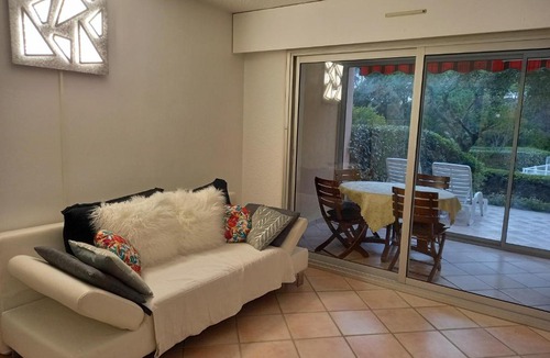 Valescure Apartment | Les Hauts du Golf Rez de jardin Piscine Tennis