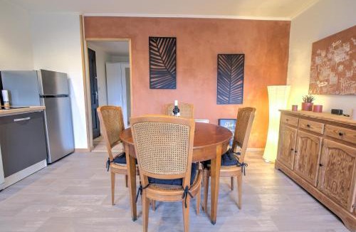 Saint-Cernin-de-Labarde Apartment | Les Hirondelles