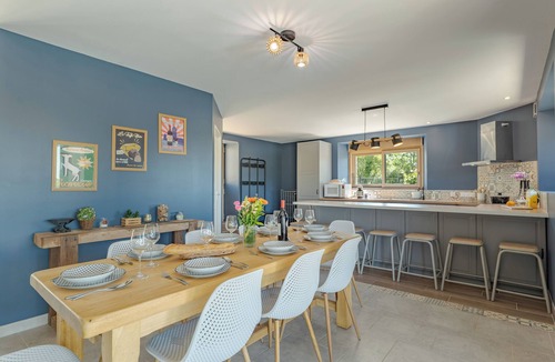 Montgesty Villa | Les Huttes
