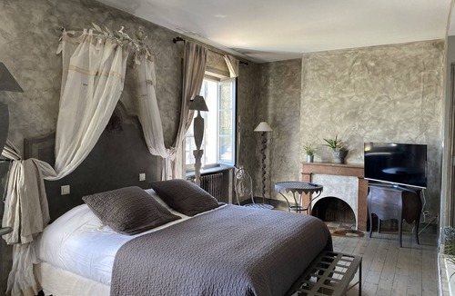 Chatillon-sur-Chalaronne Hotel | Les Jardins de la Tour