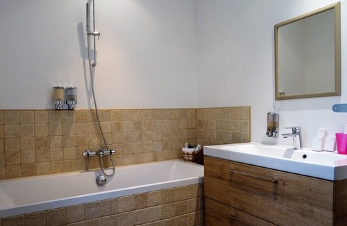 Murs Bed & Breakfast | Les Jardins d'Eleusis