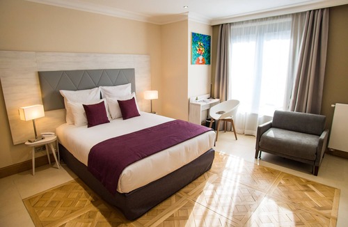 Saint-Cloud Hotel | Les Jardins de Saint-Cloud
