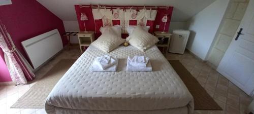 Les Ulmes Bed & Breakfast | Les Laurielles