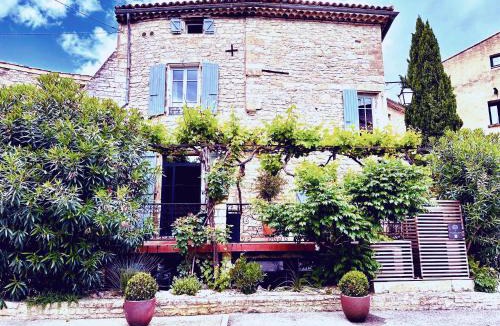 Barjac Bed & Breakfast | Les Lauriers Roses - Maison d'Hôtes