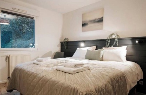 Crozet Hotel | Les Loges Du Leman