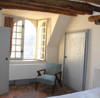 Bouray-sur-Juine House | Les Maisons du Château
