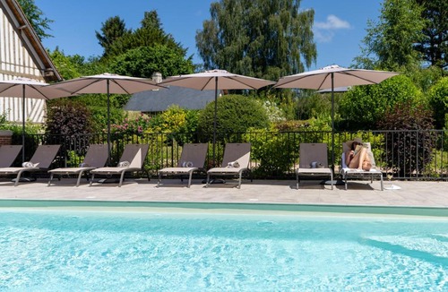 Canapville Hotel | Les Manoirs des Portes de Deauville - Small Luxury Hotel Of The World