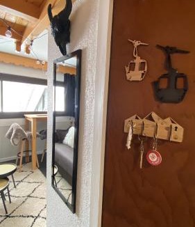 Les Menuires Apartment | Les Menuires centre! Chaleureux studio sur les pistes!