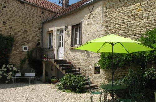 Ancy-le-Franc House | Les Moinillons Piscine toute l'année mini 30 degrés l'hiver
