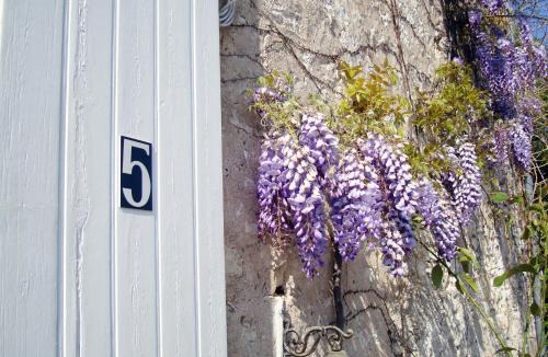 Margueron House | les mondains