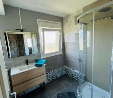 Quettehou Apartment | Les Nuits du Cotentin appartement meublé