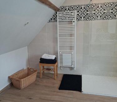 Gaillon Bed & Breakfast | Les oiseaux de passage - chambre d hôtes, paisible