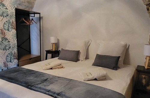 Saint-Victor-de-Malcap Bed & Breakfast | Les Parfums du Midi