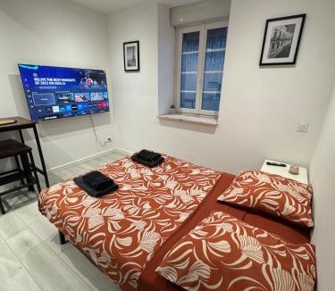 Limoux Apartment | Les Perles de Limoux -Studio Centre Climatiseur Wifi Parking Gratuit