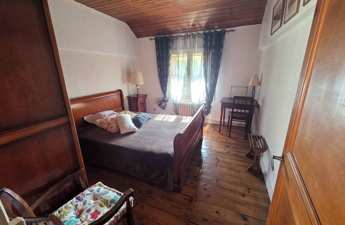 Couze-et-Saint-Front Bed & Breakfast | Les Pierres du Périgord at the foot of the castles
