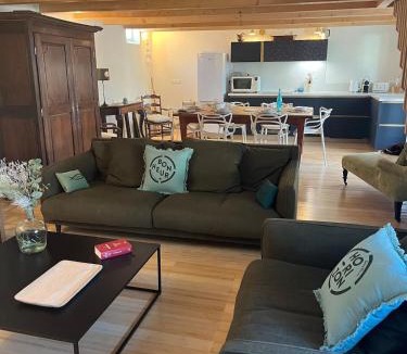 Le Chateau-d'Oleron House | Les Pierres Salées, Family home