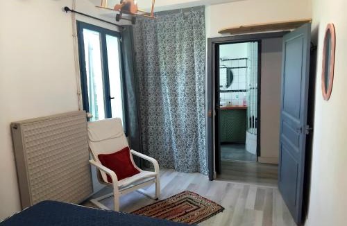 Bagard House | Les Pipistrelles