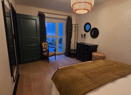 Fontenay-pres-Chablis House | Les Preuses, un Grand Cru de Chablis avec jacuzzi