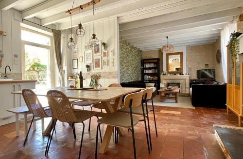 Eynesse House | Les Régniers - 2 gîtes pour partir ensemble