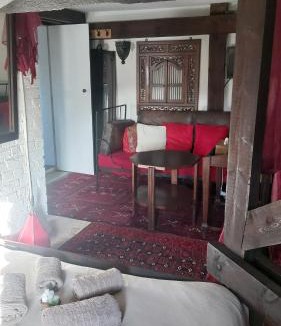 Battignies House | Les Remparts