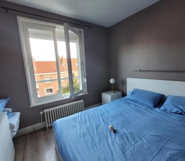 Malo-les-Bains Apartment | "les rosesMalo les bains" apt 3 balcon