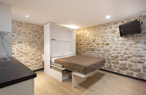 15th Arrondissement Hotel | Les Studios Mademoiselle