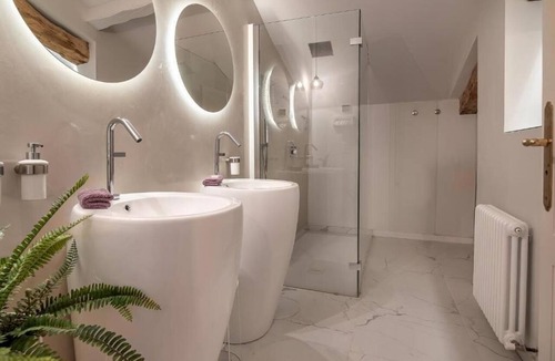 Saint-Paul-d'Espis Bed & Breakfast | Les Suites du Midi