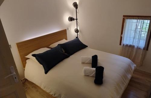 Eyguieres House | Les toits d'Eyguières