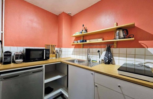 Historic Center Apartment | Les toits de Gambetta