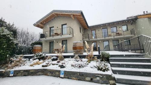 Saint-Pierre Apartment | LES VIGNES - Appartamenti vacanze Valle d'Aosta