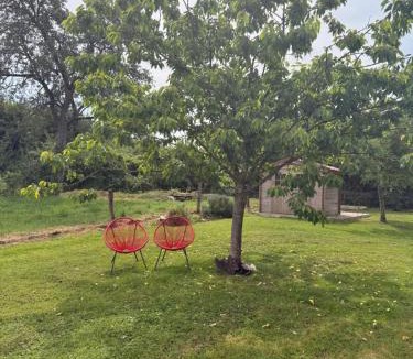 Cierges Bed & Breakfast | Les volets bleus