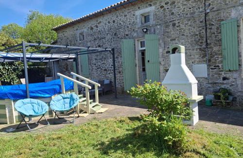 Roussines House | Les Volets Verts, ROUSSINES, CHARENTE, 16310 FRANCE
