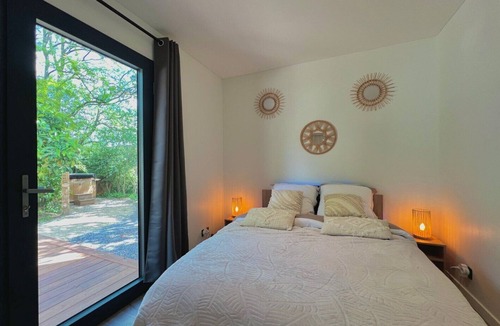 Domessargues House | L’Escapade Scandinave, Nature and Relaxation