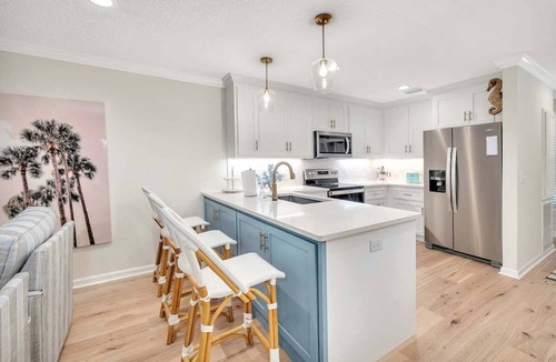 Demere Park House | Less than a Mile to the Beach! Community Pool.