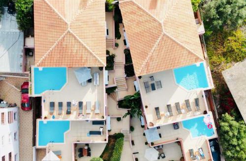 Plaka Villa | Leste Luxury Homes