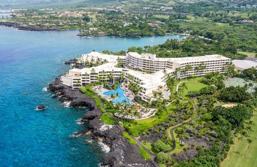Keauhou House | Let's runaway to the Island! Spa, Game Room, Near Pahoehoe Beach Park